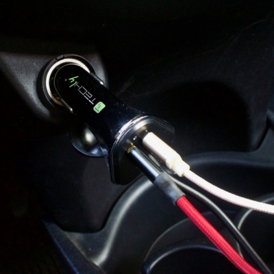 Caricatore da Auto 2 USB + 2 USB per Passeggeri Posteriori 6